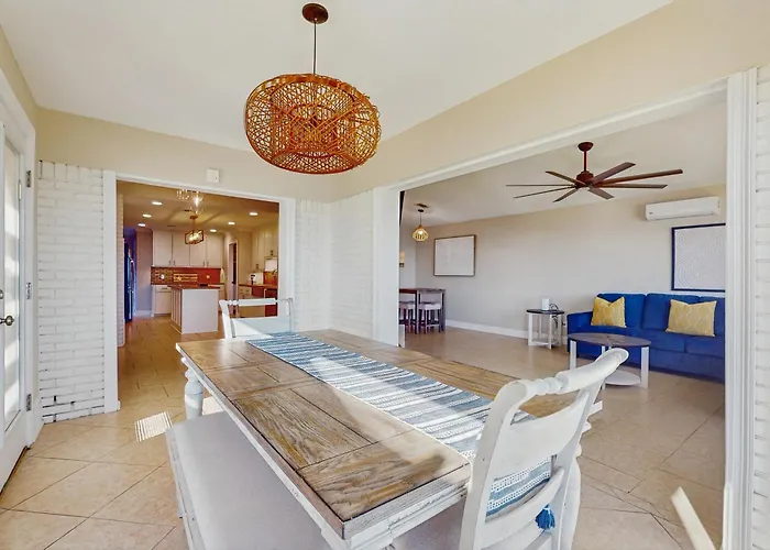 Waterfront Pet Friendly With Grill Wifi And Gorgeous Water Views * Pensacola