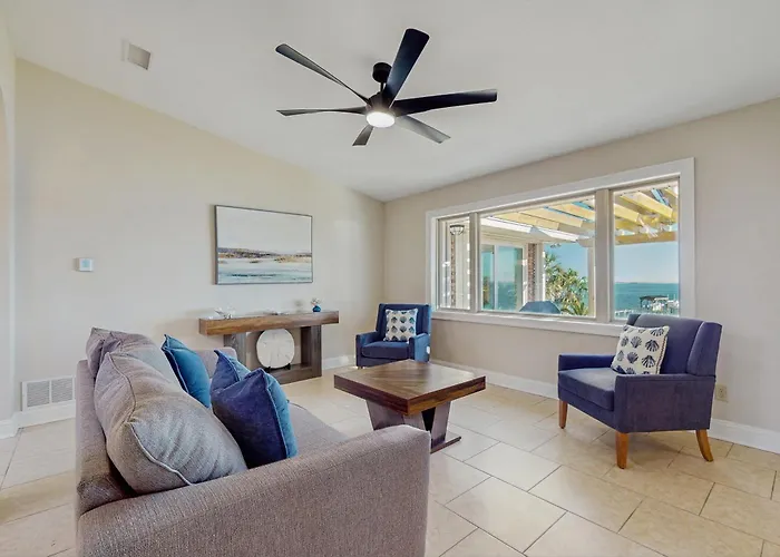Waterfront Pet Friendly With Grill Wifi And Gorgeous Water Views Holiday home
