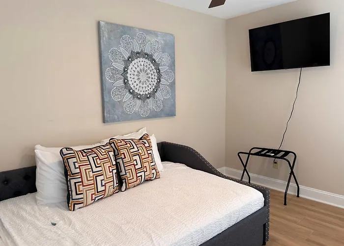 Holiday home Waterfront Pet Friendly With Grill Wifi And Gorgeous Water Views